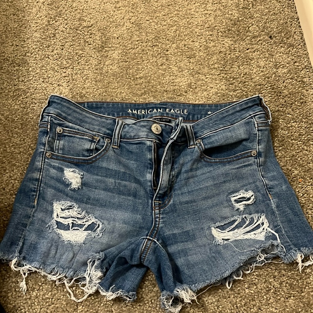 American eagle women’s size 8 Jean shorts